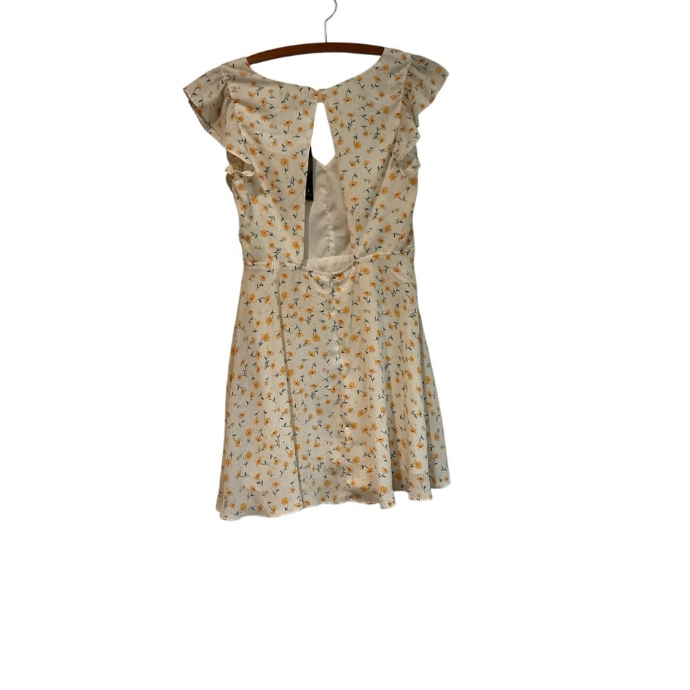 Lulus Floral Mini Dress Size M NWT Yellow White Button Front Fit & Flare - Picture 3 of 7